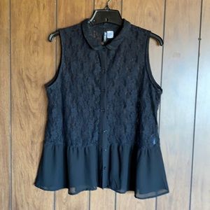 Lace button down tank style Top